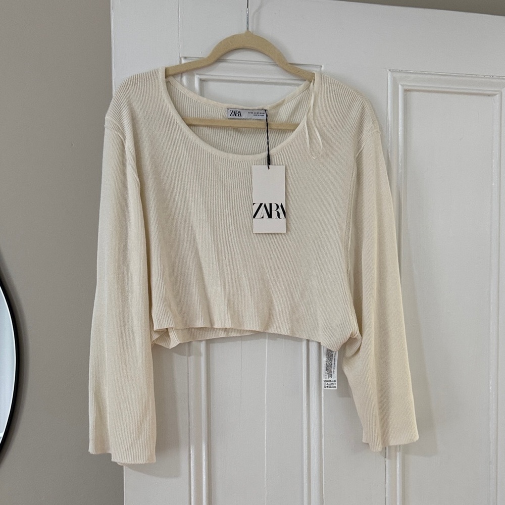 Zara Cream Long Sleeve Cropped Top